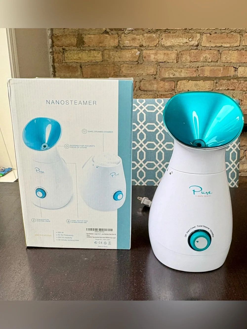 Nanosteamer Facial Steamer in Aqua